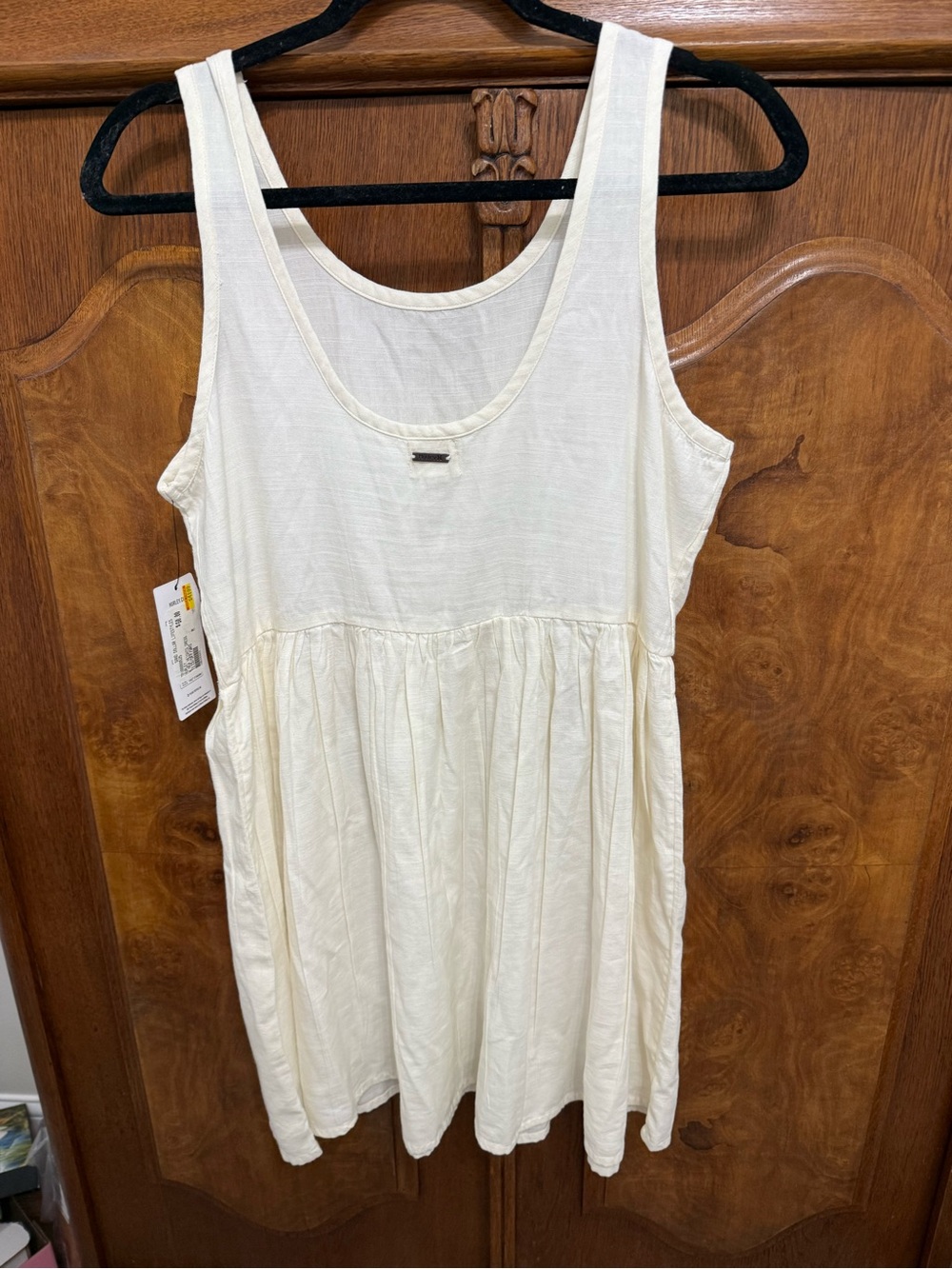 Cream Sleeveless Casual Summer Dress - Picture 3 of 4